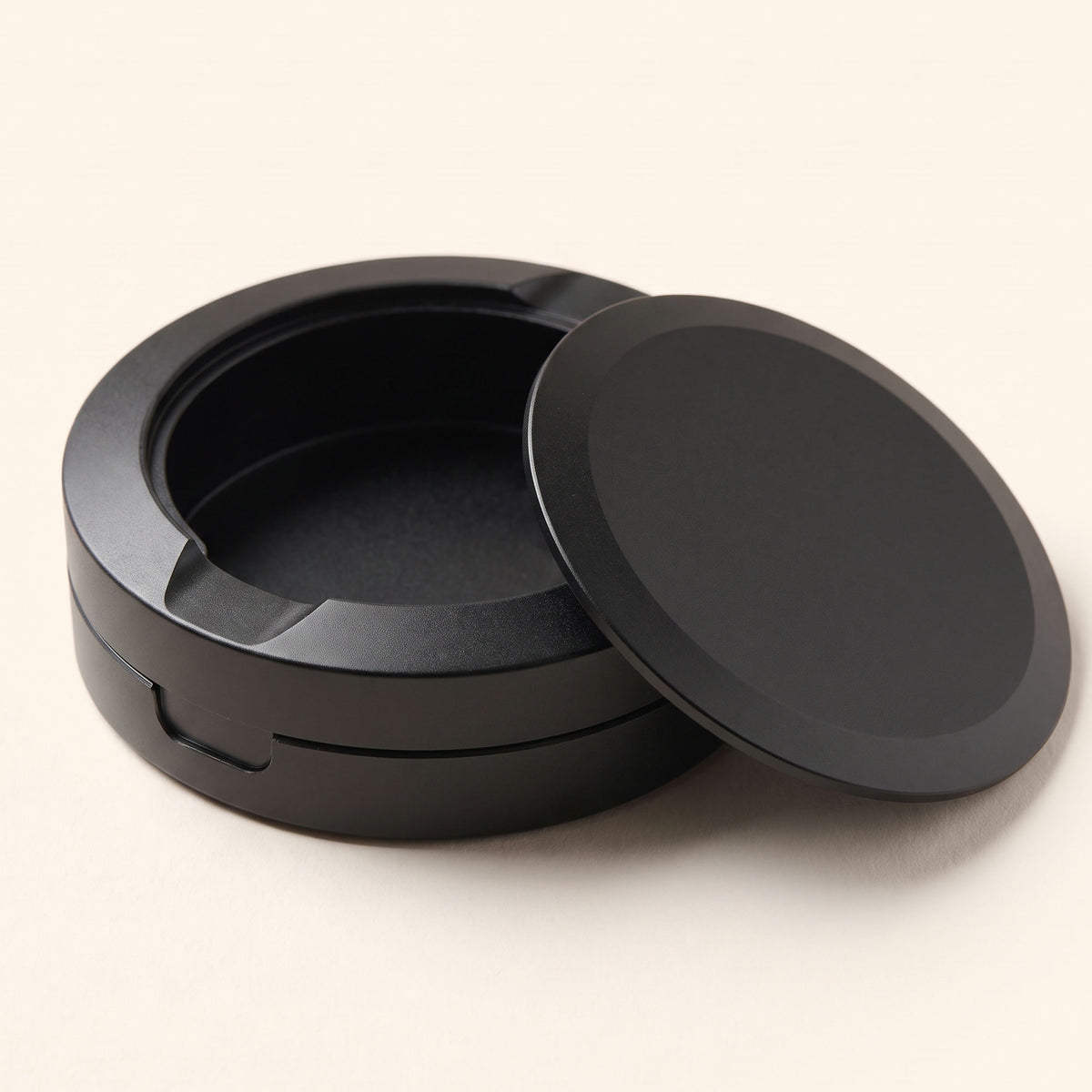can-black-open